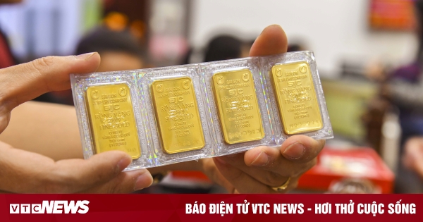Giá vàng hôm nay 4/5: Kết thúc tuần giảm giá liên tiếp