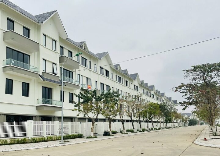 Ngỡ ngàng loạt biệt thự triệu đô ở Hà Nội cho thuê với giá "bèo"