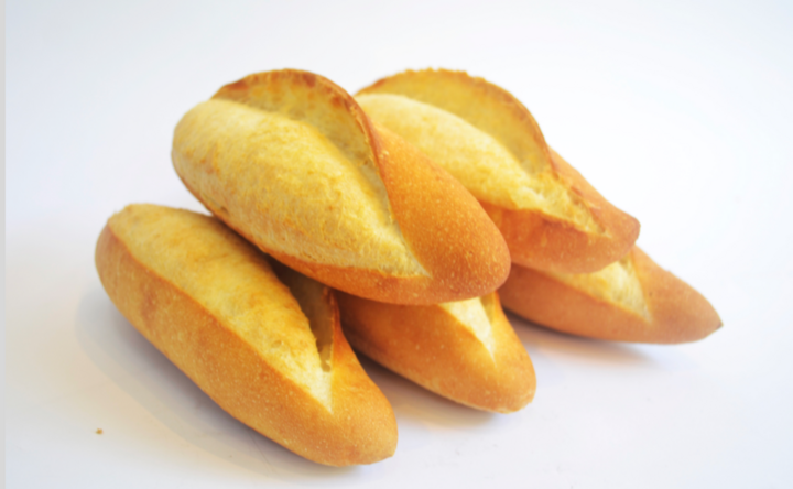 Bánh mì ngon, bổ, rẻ nhưng những người này không nên ăn